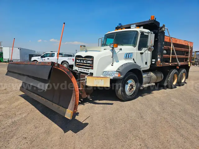 2006 Mack CT700