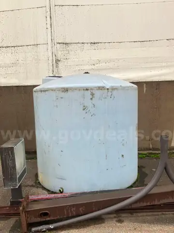 2,100 Gallon Tank