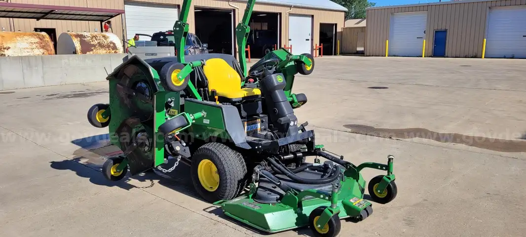 2015 John Deere 1600 Series II Turbo 4x4 Batwing Mower
