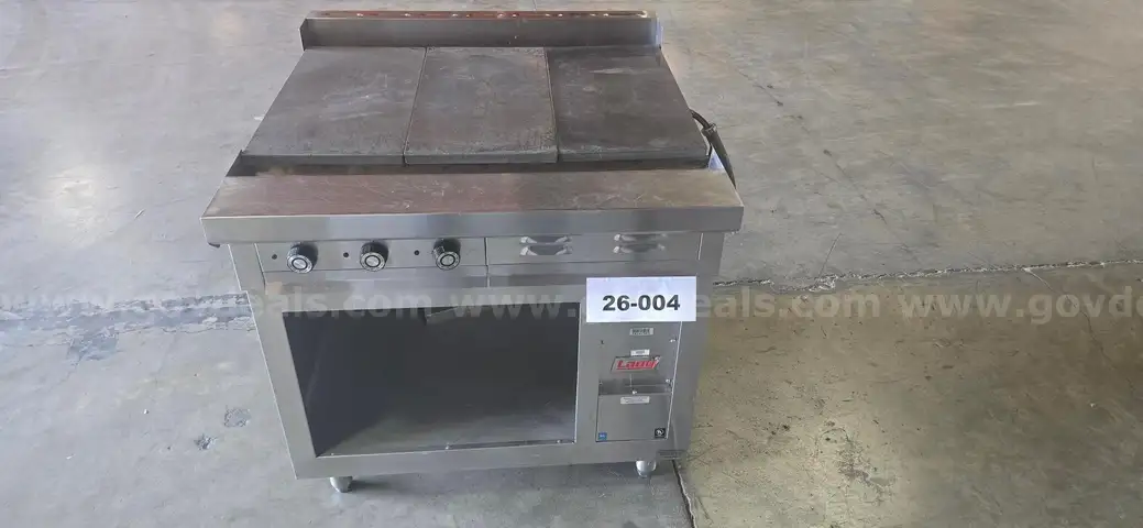 LANG French Top Griddle with Base