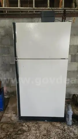 Full size refrigerator