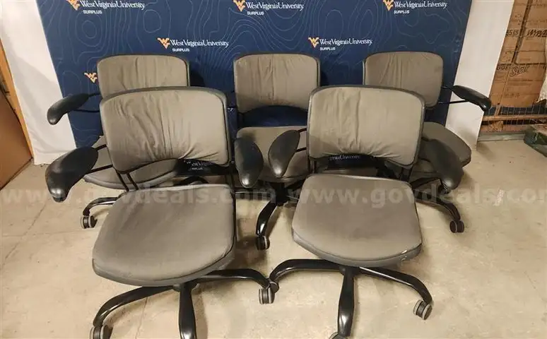 6 matching rolling chairs