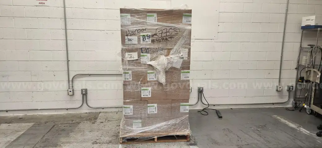 ONE PALLET OF 77 CASES OF UNUSED SIZE REGULAR HALYARD 46727 SURGICAL MASK, BE EXPIRED SOON.