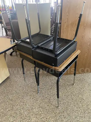 Student Desks (Total of 26)