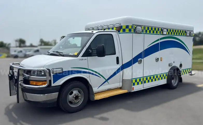 2019 Chevrolet G3500 Cresline Fleetmax Ambulance