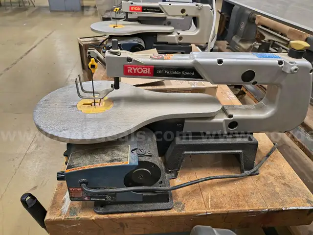 RYOBI 16&#x22; Scroll Saw