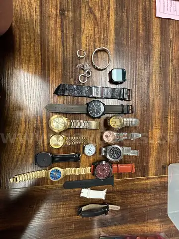 Lot of misc. watches and jewelry