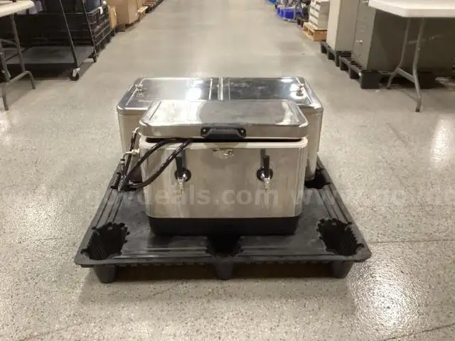 Kegerator &#x26; Beverage Ice Tub Cooler