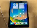 Apple iPad 5th Gen A1822 32 GB