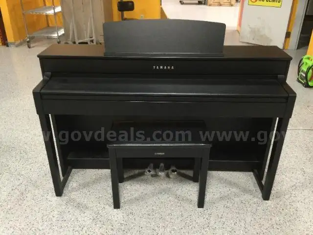 Yamaha Black Clavinova Series 88 Keys Digital Piano CLP-545