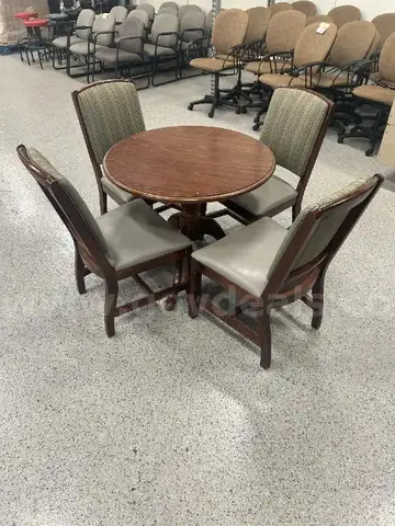 Set of Table &#x26; Chairs