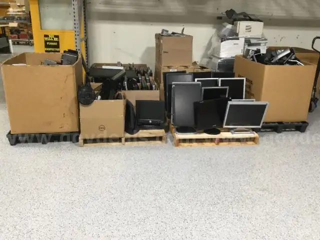 Lot of 107 Various Brands, Sizes of Monitors - Untested