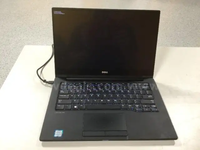 Dell Latitude 7370 M7-6Y75 @ 1.20 GHz Laptop