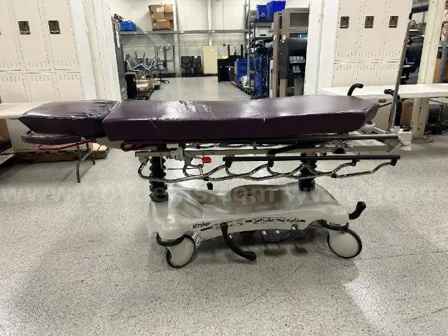 Stryker Gynnie Stretcher