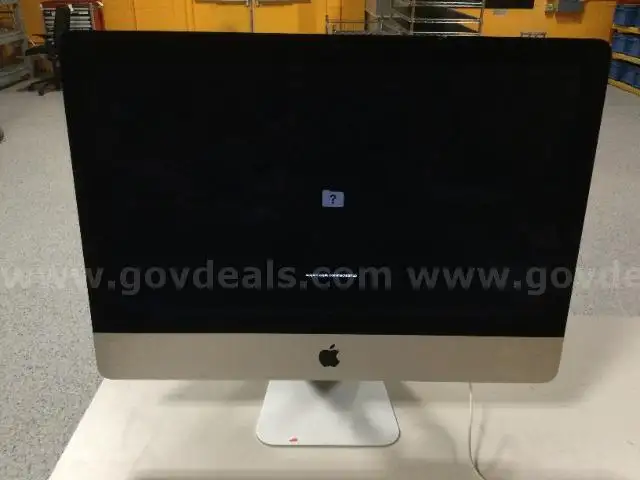 Apple iMac 21.5&#x22; 19,2 A2116 i3-8100 @ 3.60 GHz - For Parts/Repair