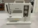 Lot of 6 Sewing Machines