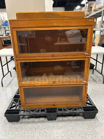 Globe-Wernicke Oak Barrister Cabinet