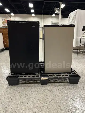 Kenmore &#x26; Frigidaire Mini Fridges