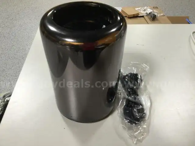 Apple Mac Pro A1481 Intel Xeon E5-1650v2 @ 3.50 GHz 6-Core Xeon Processor