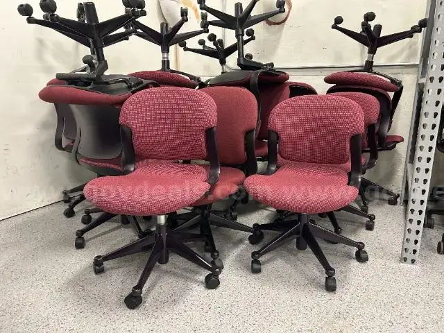Lot of 18 Herman Miller Chairs