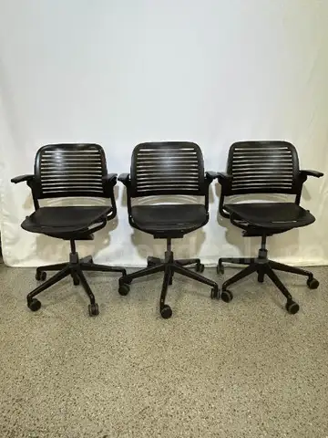 Steelcase Cachet 487 Chairs
