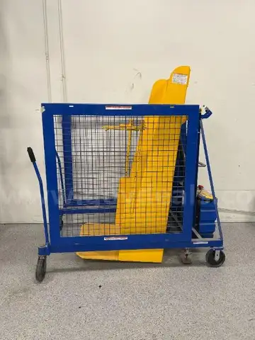 Vestil Electric Hydraulic Trash Bin Dumper