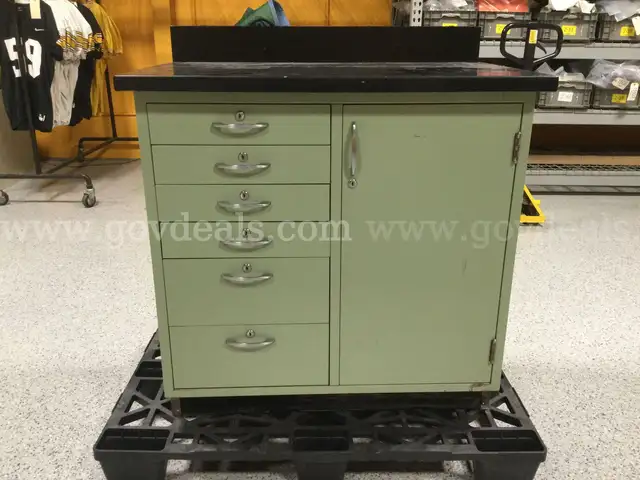 Benchtop Cabinet with 6 Drawers