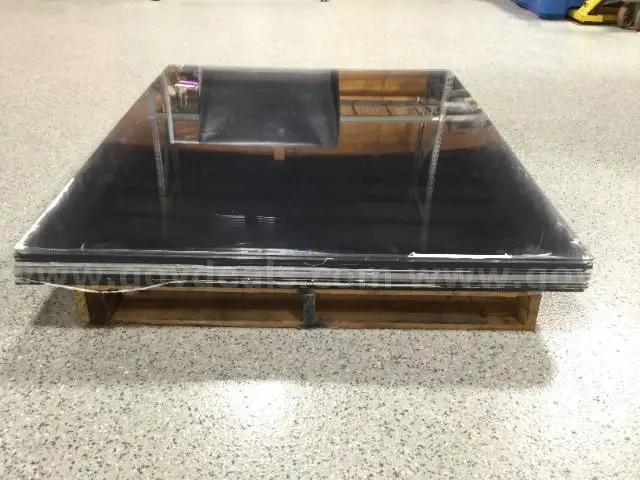 13 Pieces of Plexiglass