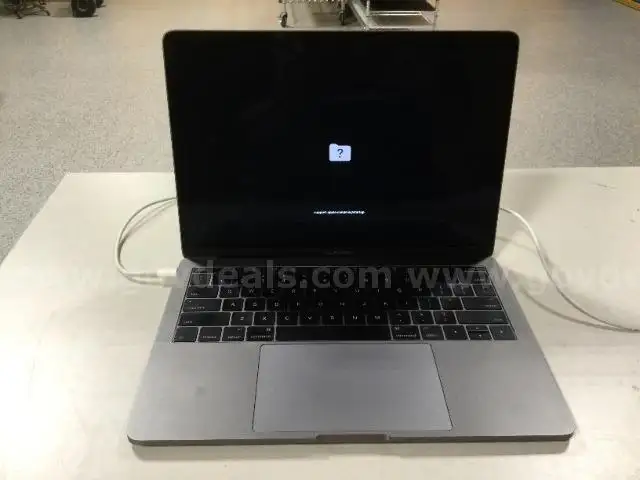 Apple MacBook Pro 13" A1708 13,1 i5-6360U @ 2.0 GHz Laptop
