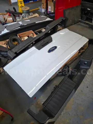 2026 F350 tailgate/bumper  2025 F150 Lightning tailgate/bumper + misc