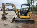 CATERPILLAR 305 E2 MINI EXCAVATOR