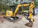 CATERPILLAR 305 E2 MINI EXCAVATOR