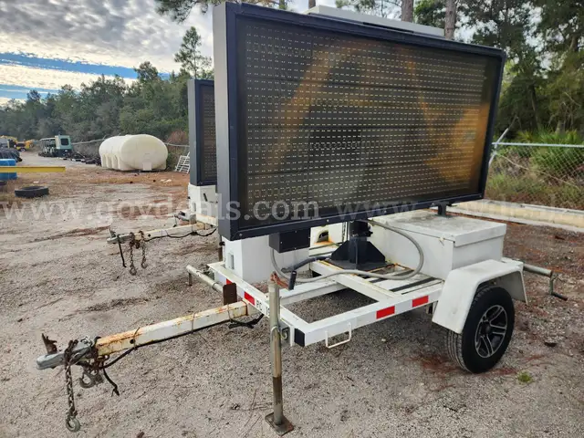 2017 Kustom Signal CMS-432-T LED Sign Board