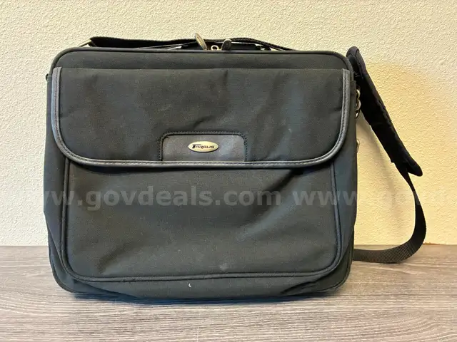 TARGUS LAPTOP BAG