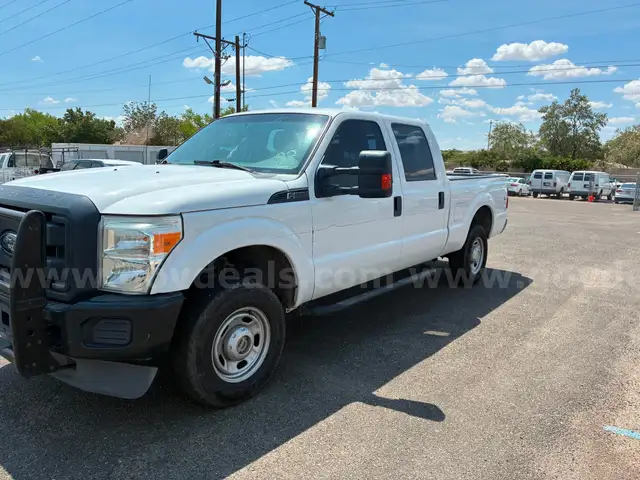 2013 FORD F250 V8 GAS 4x4 CREW CAB
