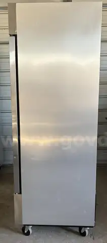 TRUE DOUBLE DOOR FREEZER