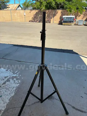 DJ SPEAKER STAND