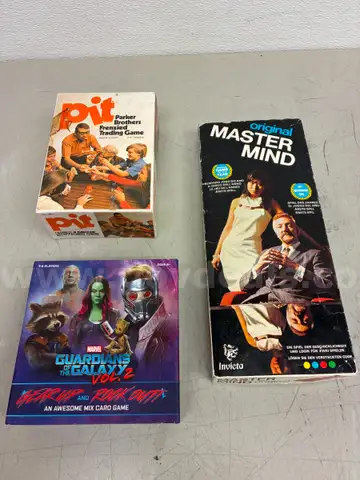 3ea. FAMILY BOX GAMES