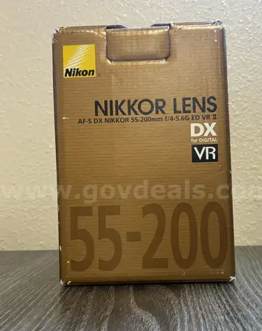 NIKON 55-200 LENS