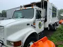 2000 International 4900 Garbage Truck