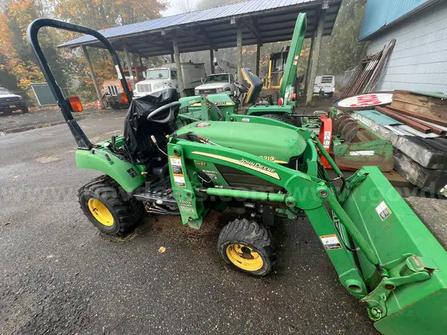 Sub-compact Utility Tractor