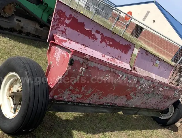 GANDY Top Dresser and Spreader - Model 1010T