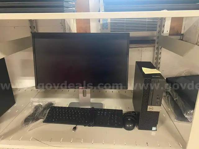 Dell Desktop Workstation (PC Tower + Monitor + Keyboard/Mouse)