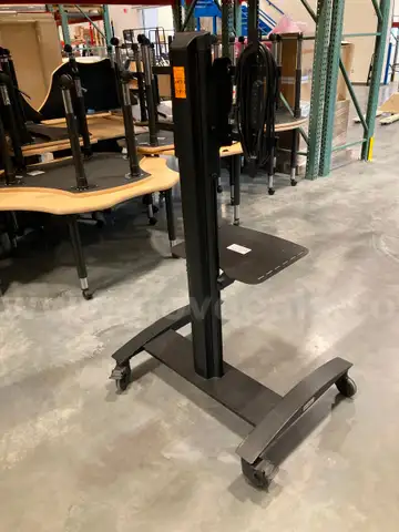 Peerless Industries SR560M Mobile TV Stand