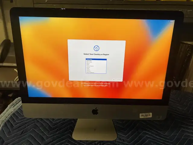 Qty: 1 Apple iMac i5 21.5 Inch Screen 1TB HD 16GB RAM All-in-one Computer Pick Up in Los Angeles