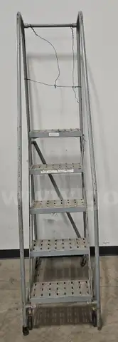 Rolling Step Ladder