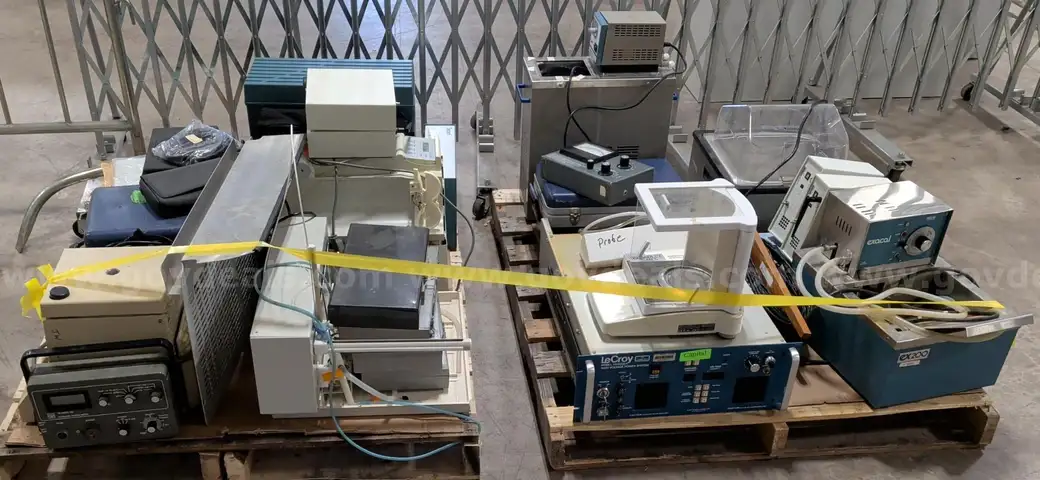 Assorted Laboratory Equipment & Instruments