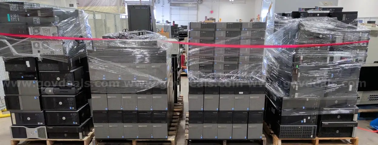 Lot of 4-Pallets of 267 Old and Newer Computer Towers