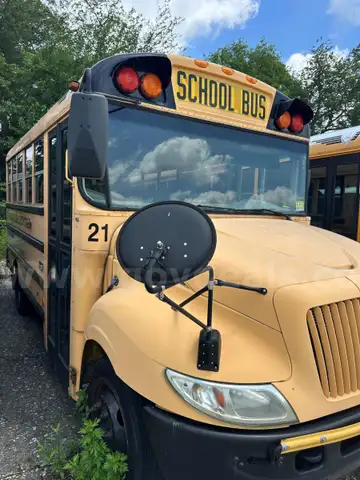 2007 International 3000 24 Passenger Bus