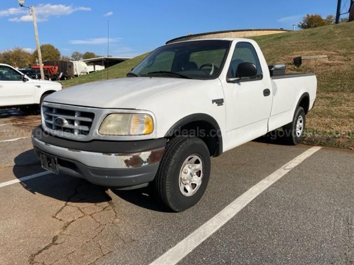 1999 Ford F-250 | GovDeals